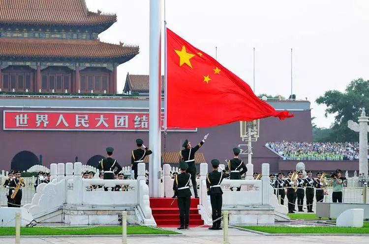 鲜奶运输车找不同