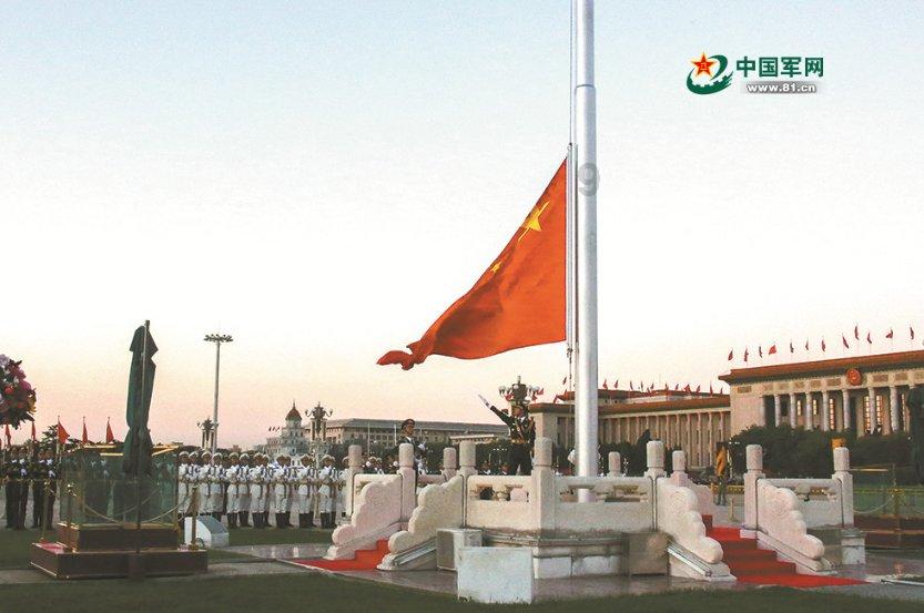 他曾担任北京市公安局局长,1966年被审查,1968年被关押入狱