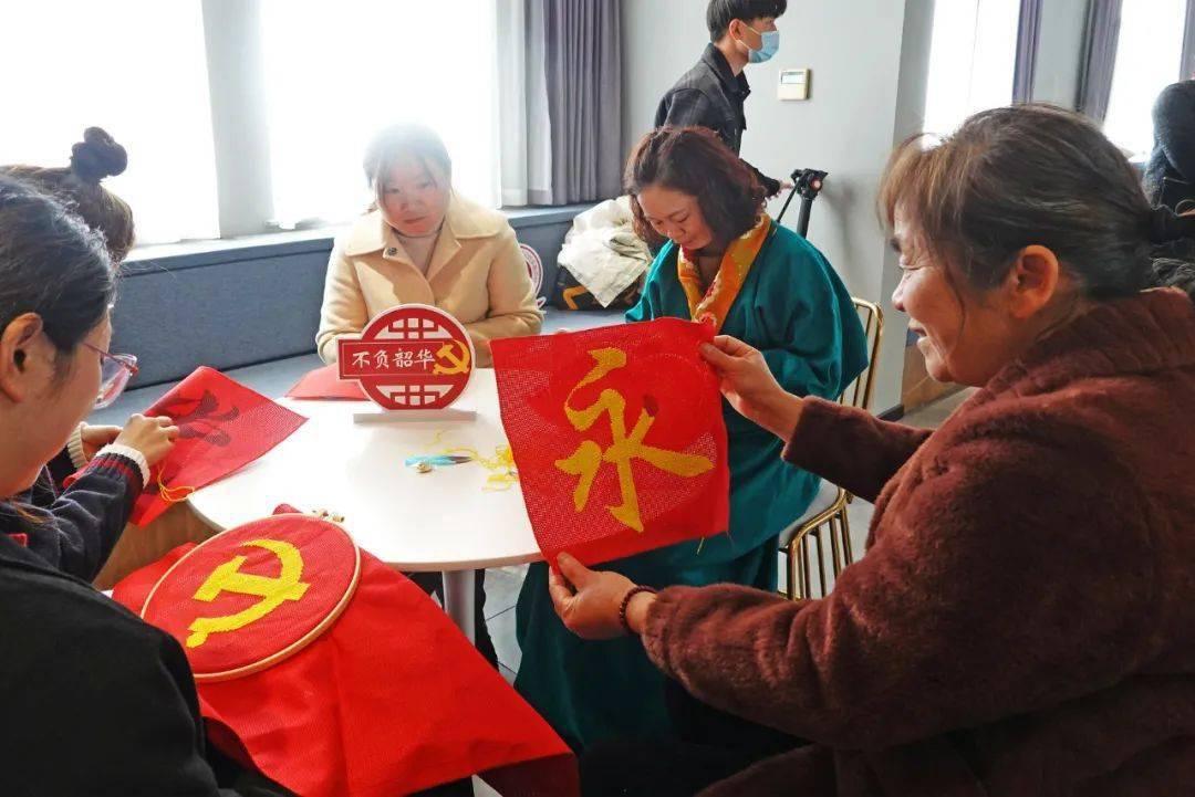 收盘：美股涨跌不一 道指今年第七次创历史新高